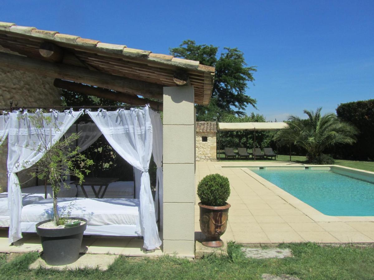 Maison Provencal Avec Piscine Cavaillon Exterior photo