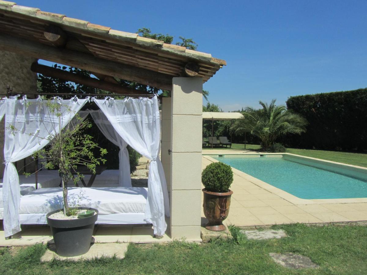Maison Provencal Avec Piscine Cavaillon Exterior photo